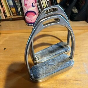Stirrup irons used (need new stirrup pad)